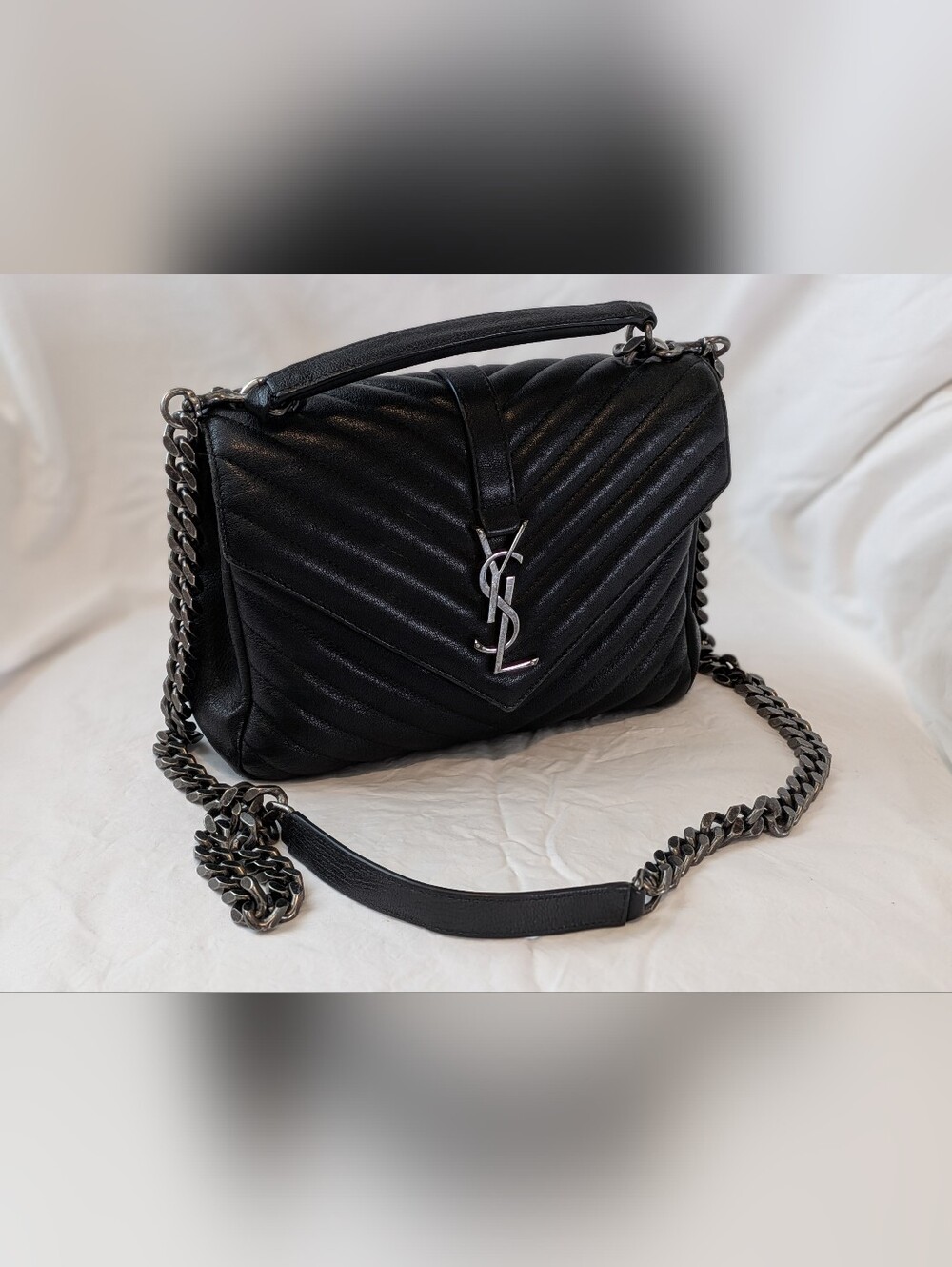 Saint Laurent Black Quilted Chevron Leather Shoulder Bag with YSL Logo - Picture 3 of 8